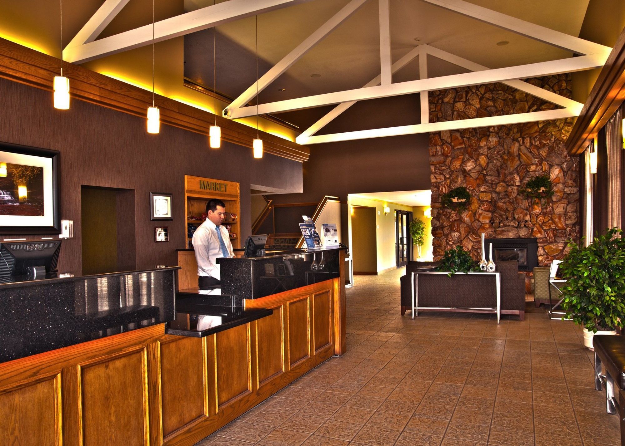 Best Western Town And Country Inn Cedar Stadt Interior foto